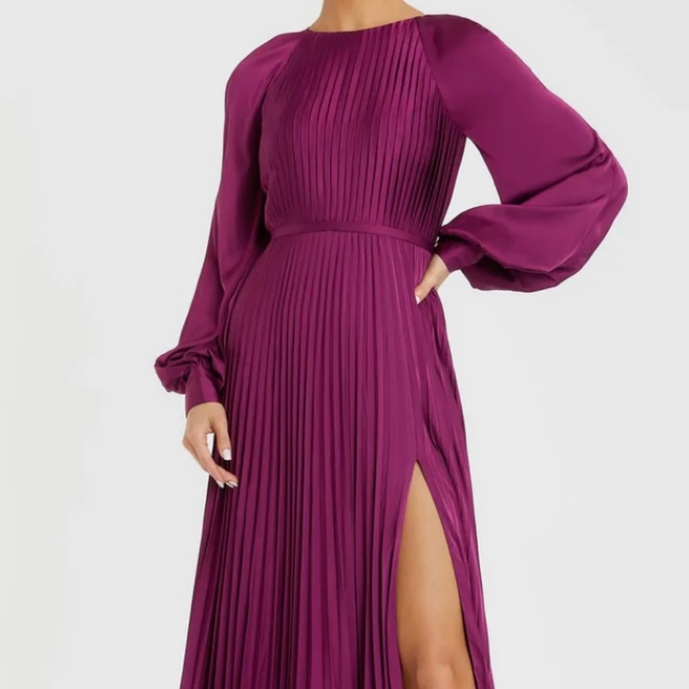 Leena for Mac Duggal $398 Pleated High Neck Long Sleeve Slit Gown